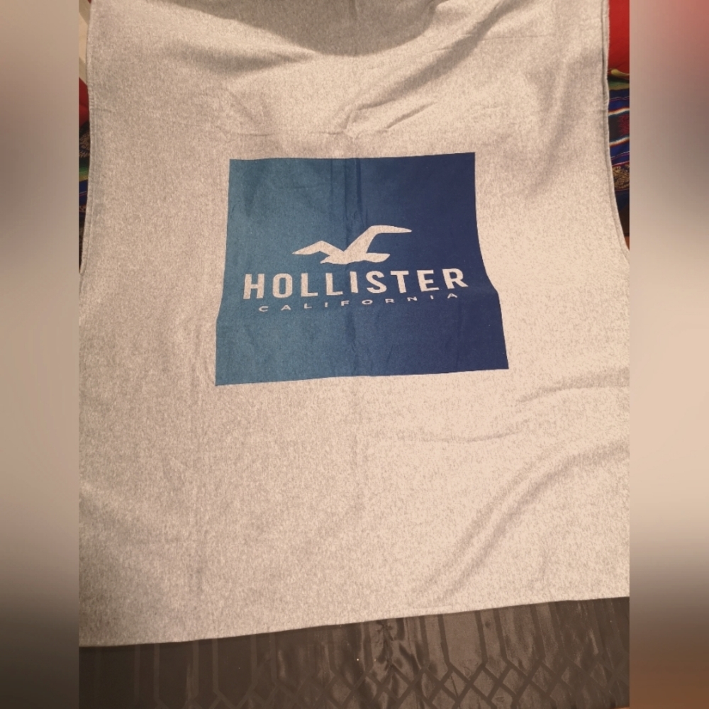 Hollister Blanket